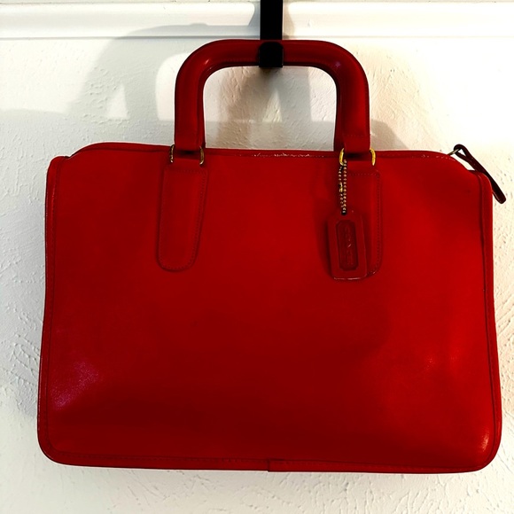 Coach- Vintage Red Slim Handle Clutch - Picture 4 of 7
